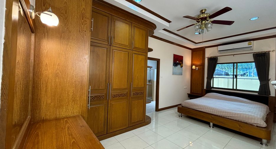 Haus zur Miete mit 3 Zimmer in Bang Lamung, Chonburi