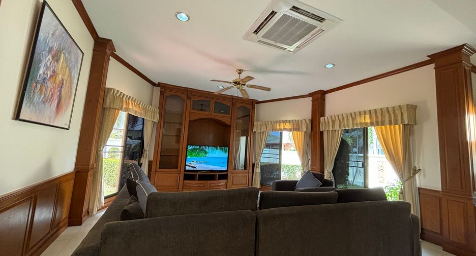 Haus zur Miete mit 3 Zimmer in Bang Lamung, Chonburi