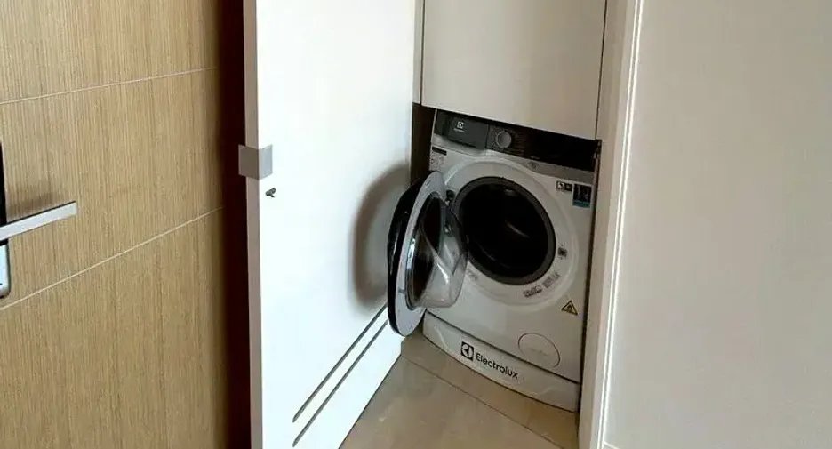 Wohnung zur Miete mit 1 Zimmer in Khlong San, Bangkok