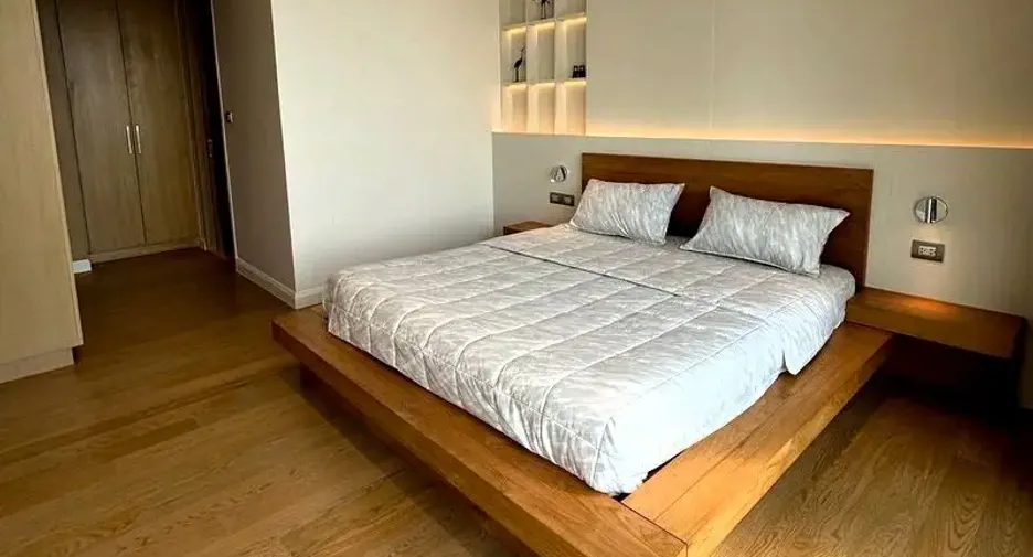Wohnung zur Miete mit 1 Zimmer in Khlong San, Bangkok