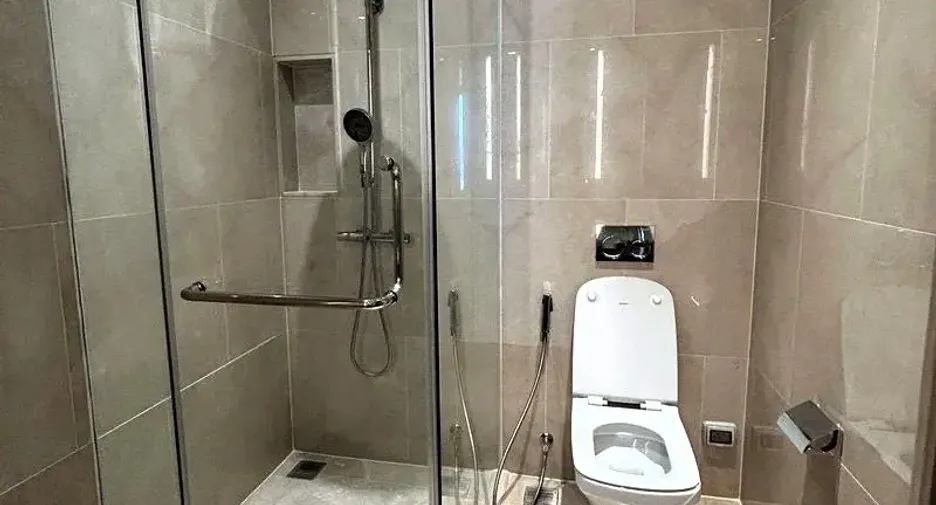 Wohnung zur Miete mit 1 Zimmer in Khlong San, Bangkok