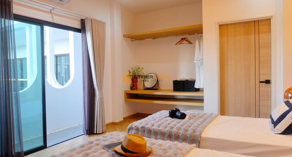 À louer et à vendre 5 chambres maison à Bang Lamung, Chonburi