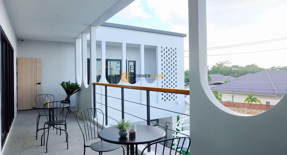 À louer et à vendre 5 chambres maison à Bang Lamung, Chonburi