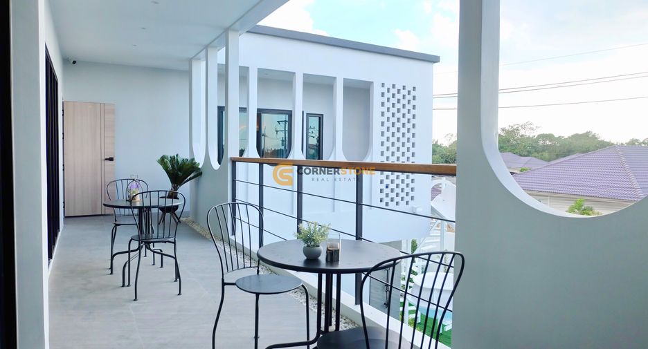 À louer et à vendre 5 chambres maison à Bang Lamung, Chonburi