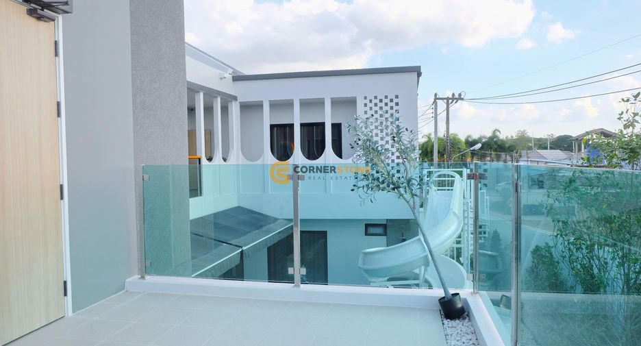 À louer et à vendre 5 chambres maison à Bang Lamung, Chonburi