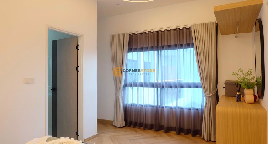 À louer et à vendre 5 chambres maison à Bang Lamung, Chonburi