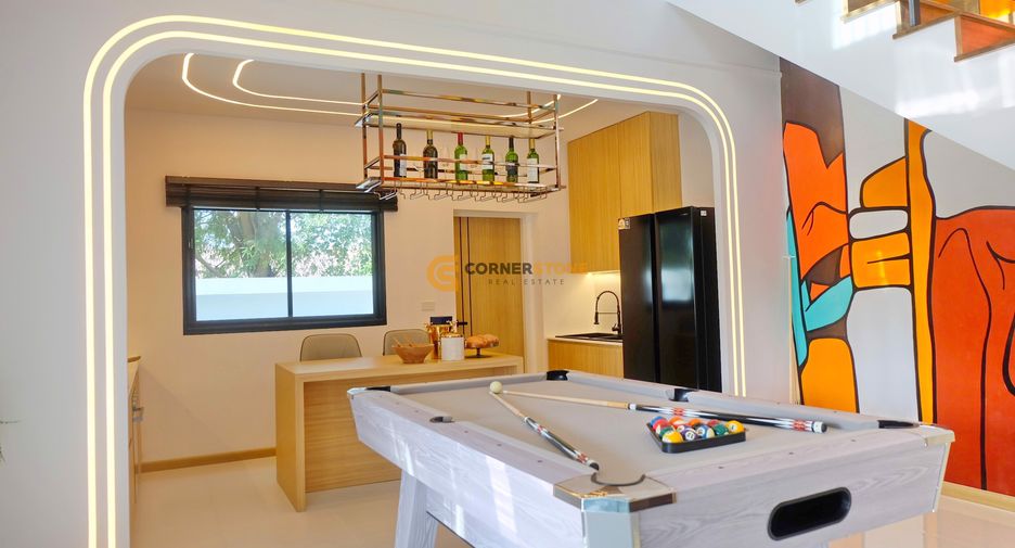 À louer et à vendre 5 chambres maison à Bang Lamung, Chonburi