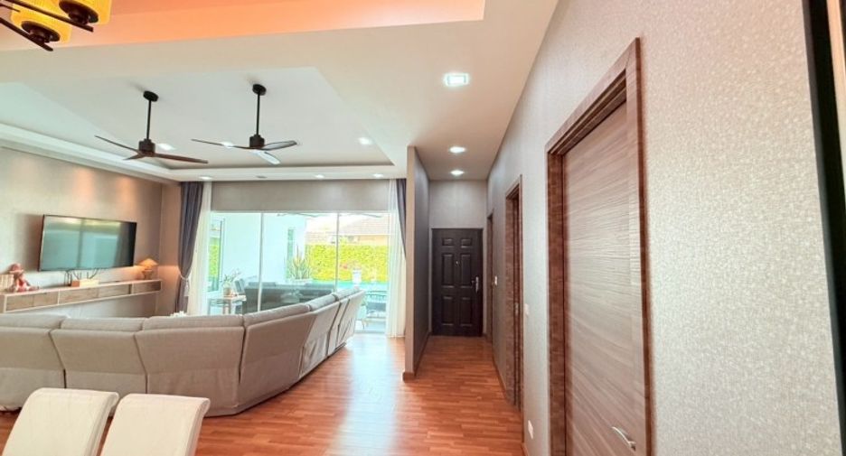 出售 5 卧室 独立屋 在 Bang Lamung, Chon Buri