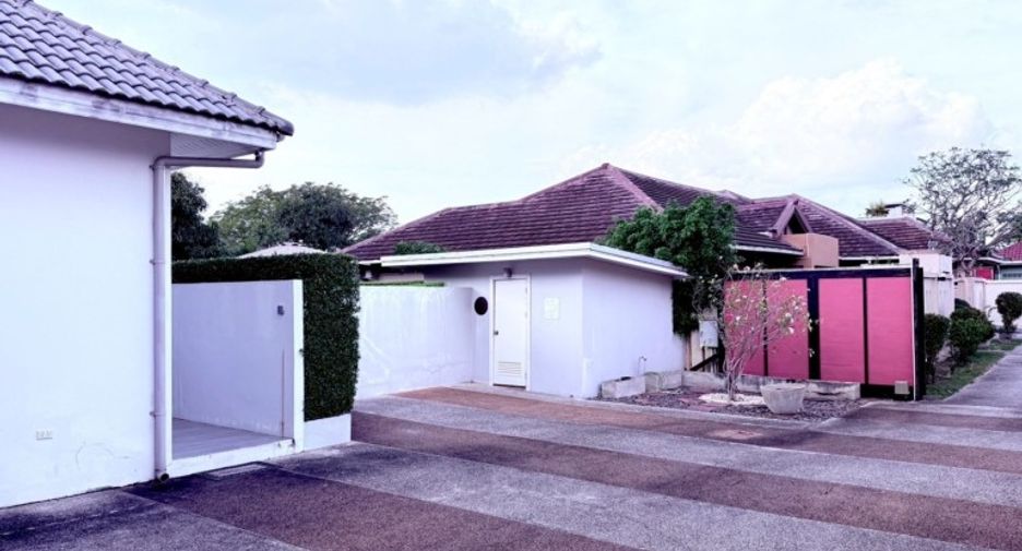 出售 5 卧室 独立屋 在 Bang Lamung, Chon Buri