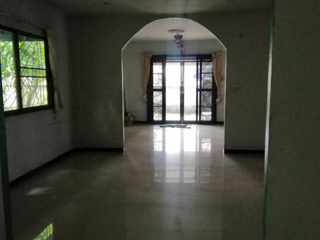 Продажа склад в Mueang Samut Sakhon, Самутсакхон
