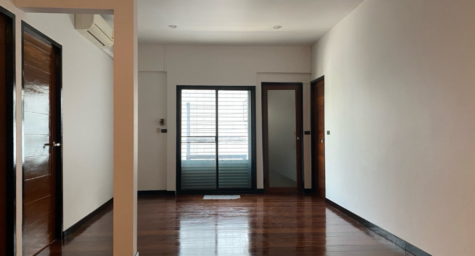 Oficina en venta en Chatuchak, Bangkok