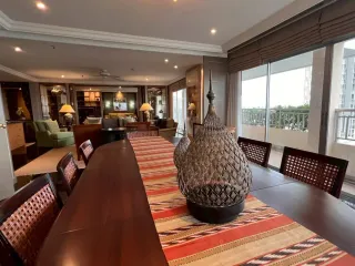 For rent 2 bedrooms condo in Sathon, Bangkok