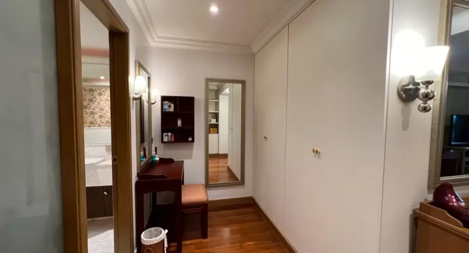 Condo en alquiler de 2 habitaciones en Sathon, Bangkok
