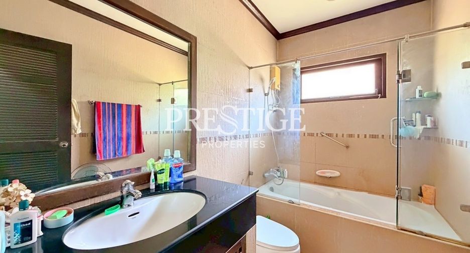 Haus zum Kauf mit 3 Zimmer in Sattahip, Chonburi