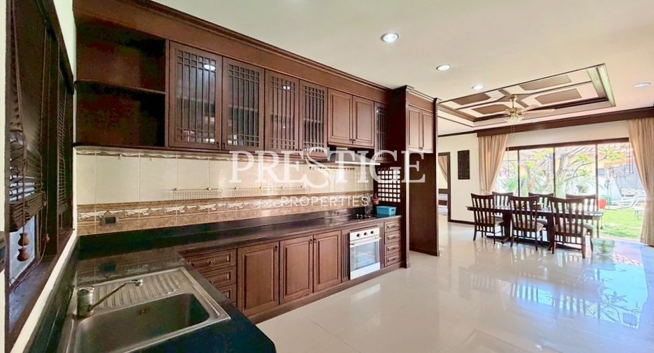 Haus zum Kauf mit 3 Zimmer in Sattahip, Chonburi