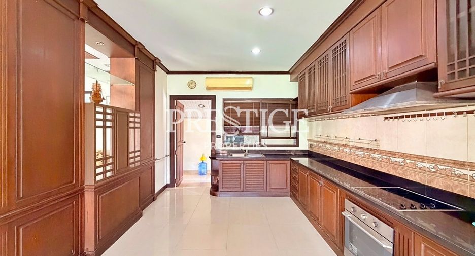 Haus zum Kauf mit 3 Zimmer in Sattahip, Chonburi
