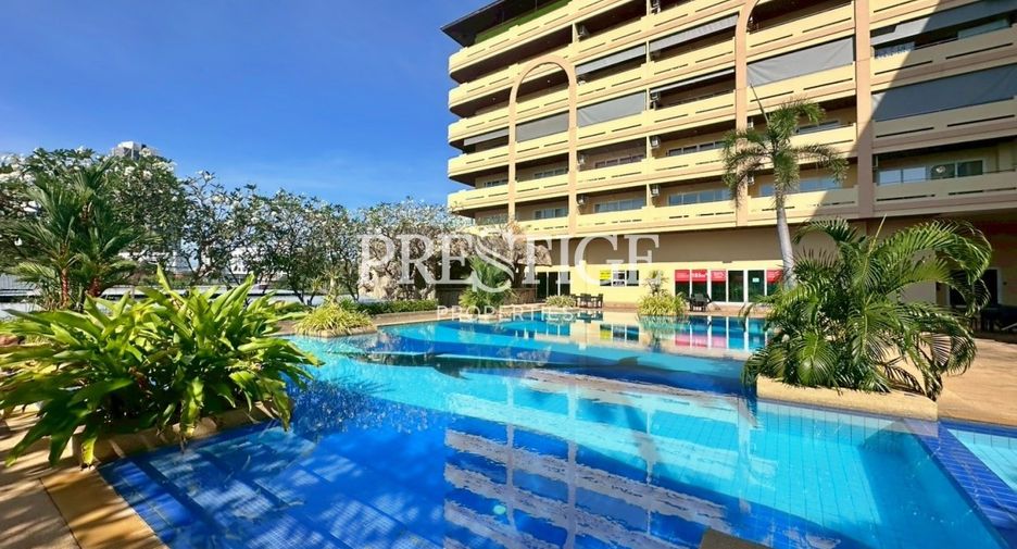For rent 2 bedrooms condo in Pratumnak, Pattaya