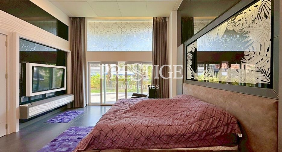 For rent 2 bedrooms condo in Pratumnak, Pattaya