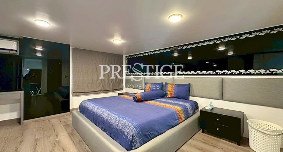 For rent 2 bedrooms condo in Pratumnak, Pattaya
