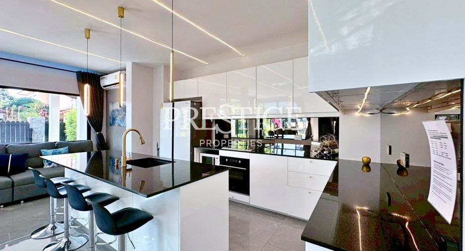 À vendre et à louer 7 chambres maison à East Pattaya, Pattaya