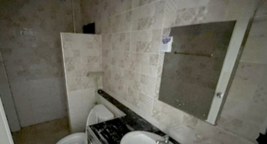 For sale 2 bedrooms townhouse in Phan Thong, Chonburi