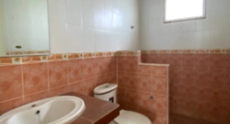 À vendre 2 chambres maison à Sattahip, Pattaya