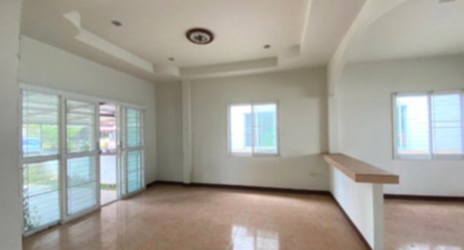 À vendre 2 chambres maison à Sattahip, Pattaya