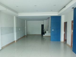 For sale 1 bed retail Space in Prawet, Bangkok