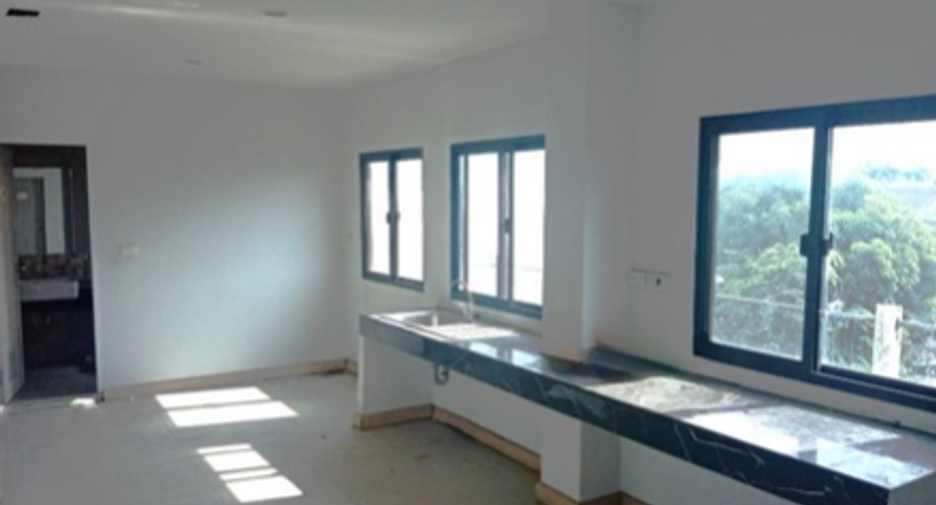 For sale 1 bed retail Space in Prawet, Bangkok