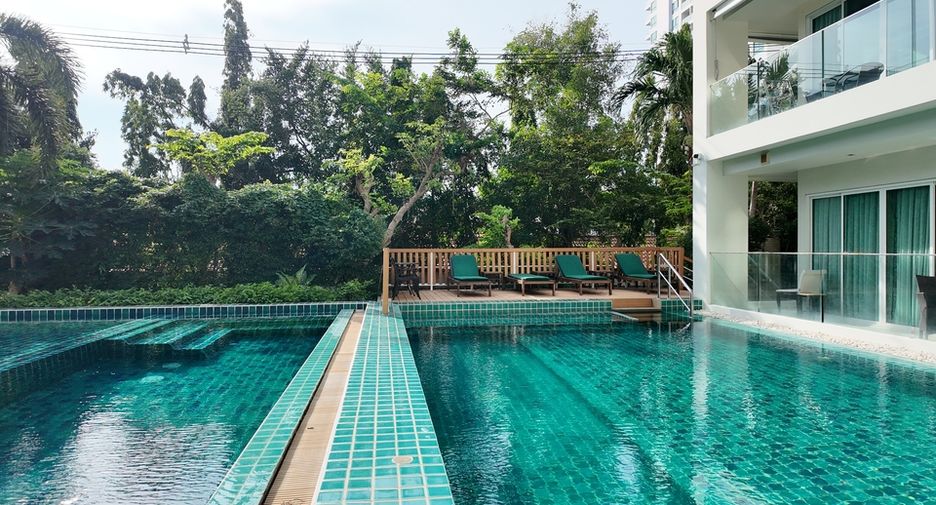 For sale 1 bed condo in Bang Lamung, Chonburi