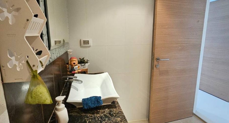 For sale 1 bed condo in Bang Lamung, Chonburi