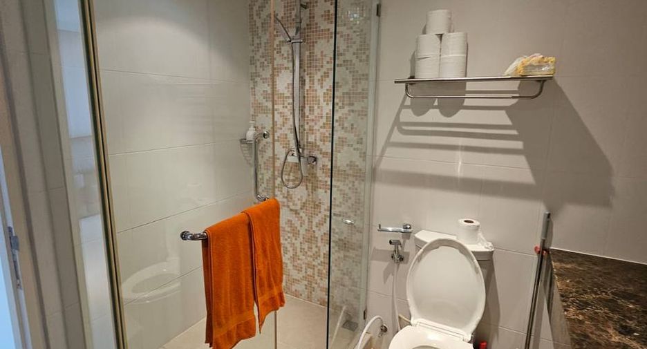 For sale 1 bed condo in Bang Lamung, Chonburi