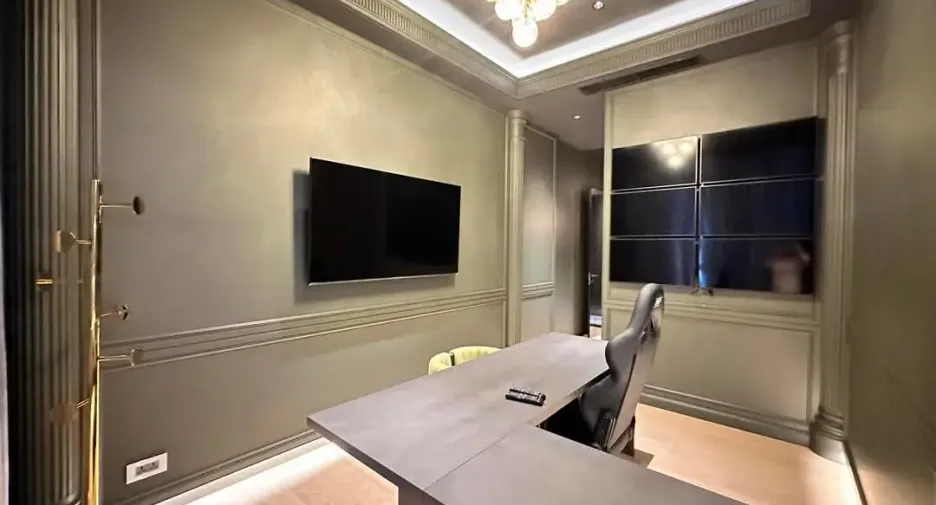 For rent 3 bedrooms condo in Watthana, Bangkok