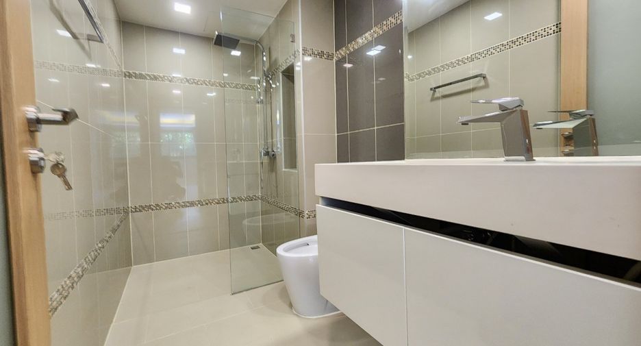 À vendre 1 chambre condo à Bang Lamung, Chonburi