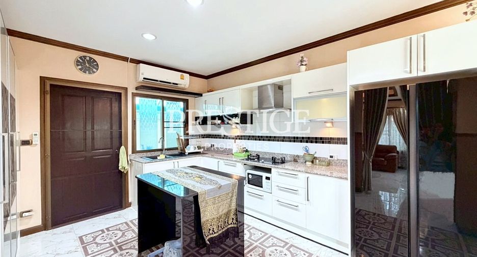 Haus zum Kauf mit 3 Zimmer in Sattahip, Chonburi