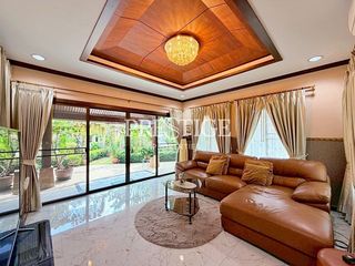 For sale 3 bedrooms house in Huay Yai, Pattaya