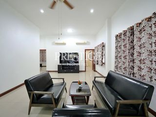 Haus zur Miete mit 3 Zimmer in Bang Lamung, Chonburi