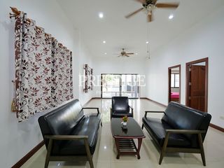 Haus zur Miete mit 3 Zimmer in Bang Lamung, Chonburi