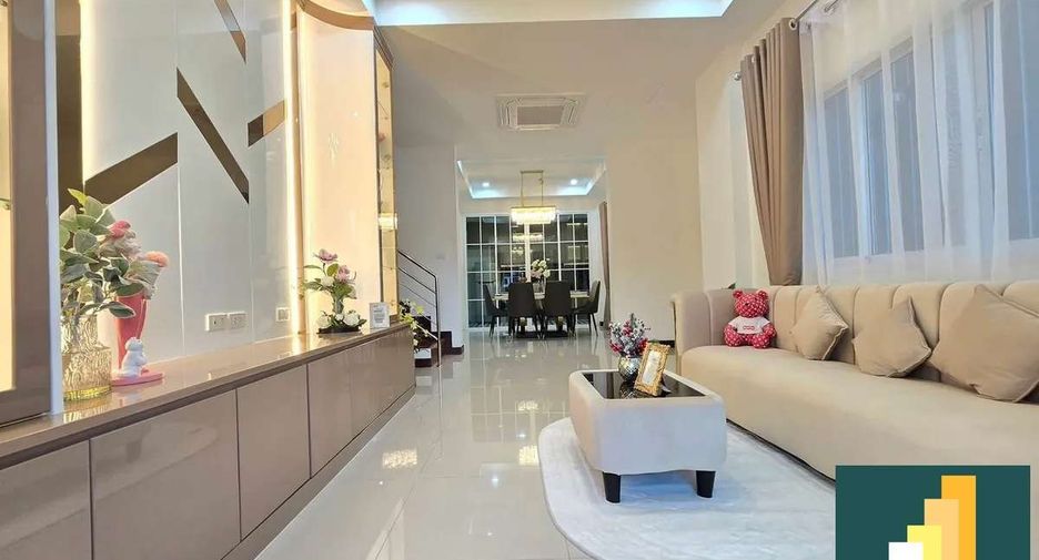 Haus zur Miete mit 4 Zimmer in Mueang Chon Buri, Chonburi