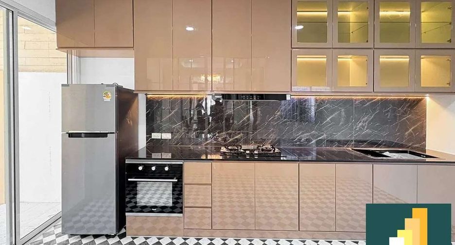 Haus zur Miete mit 4 Zimmer in Mueang Chon Buri, Chonburi