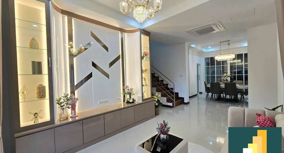 Haus zur Miete mit 4 Zimmer in Mueang Chon Buri, Chonburi