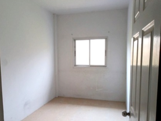 For sale 2 bedrooms townhouse in Pluak Daeng, Rayong