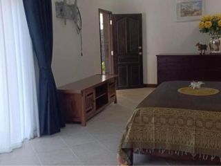 À louer 3 chambres maison à Bang Lamung, Chonburi