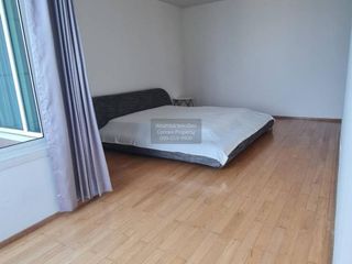 For rent 3 bedrooms condo in Sathon, Bangkok