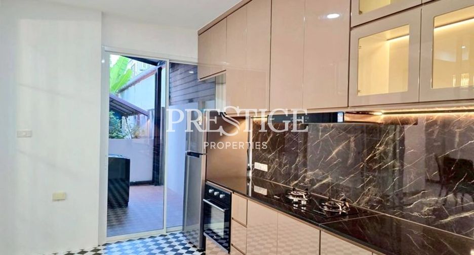 For rent 4 bedrooms house in Bang Lamung, Chonburi