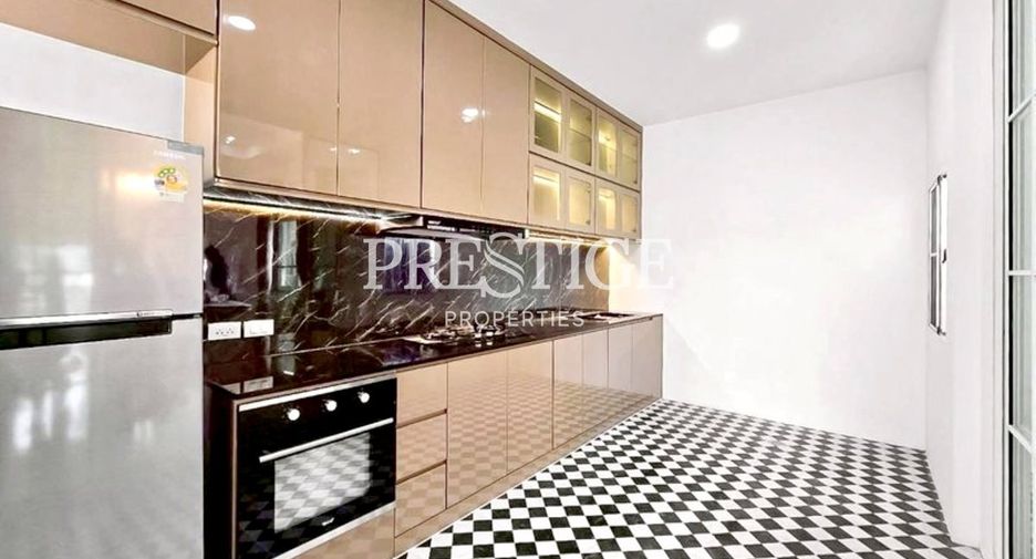 For rent 4 bedrooms house in Bang Lamung, Chonburi