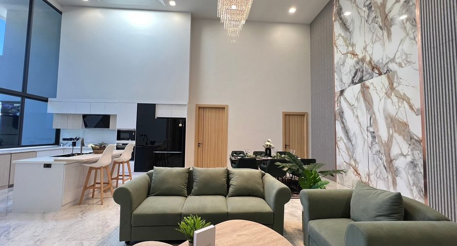 Haus zum Kauf mit 5 Zimmer in Bang Lamung, Chonburi