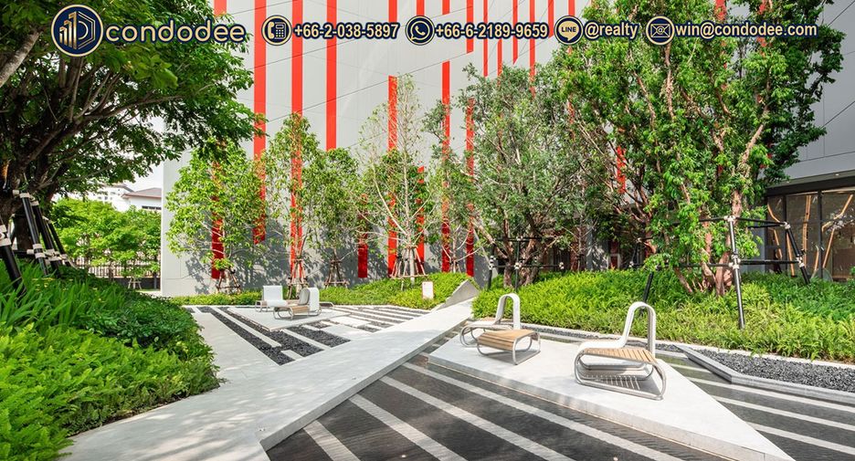 For sale 2 bedrooms condo in Khlong Toei, Bangkok