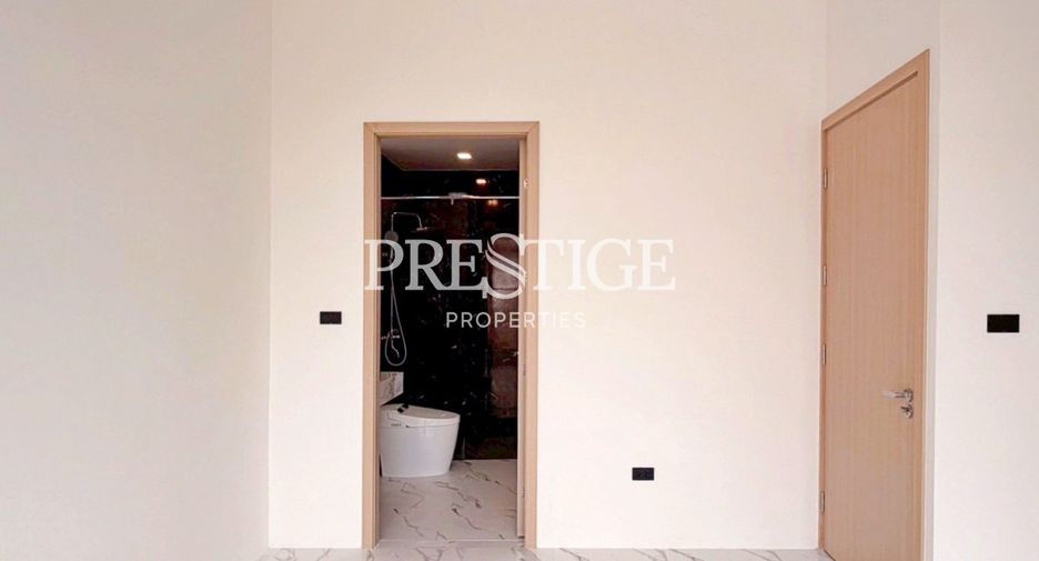 Casa en venta de 4 habitaciones en Bang Lamung, Chonburi