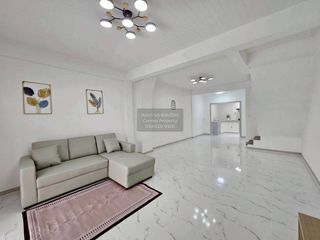 Casa adosada en venta de 2 habitaciones en Bang Bua Thong, Nonthaburi